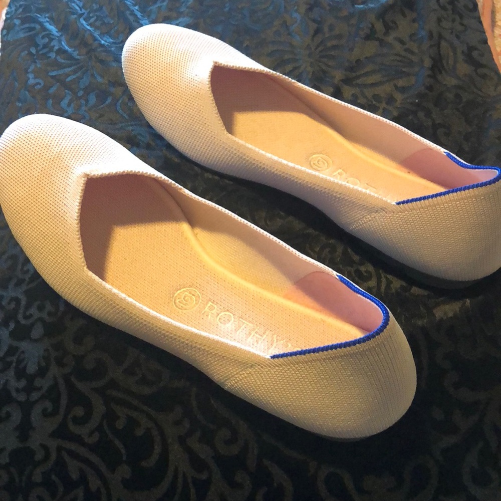 Light pink Rothy’s flat shoe